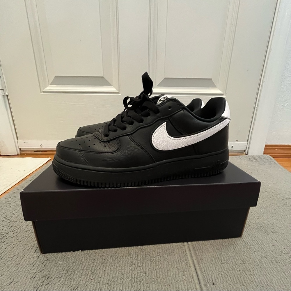 Nike Air Force 1 Black & White Size 8.5
